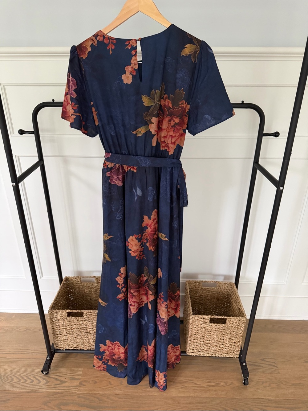 Baltic Born Colina Maxi Dress Navy Floral Size L NWT - Picture 6 of 7